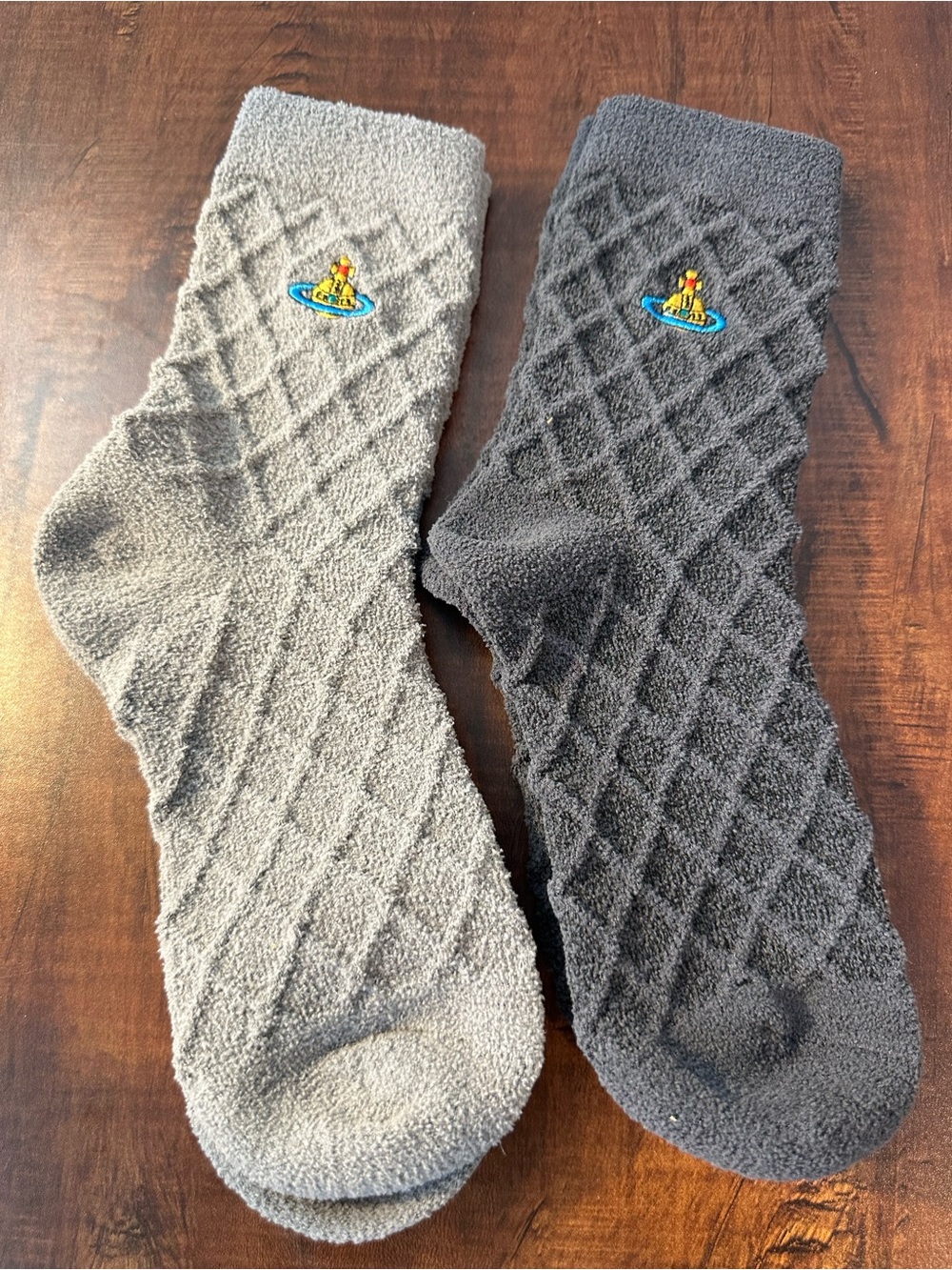 Vivienne Westwood Embroidery socks beautiful color